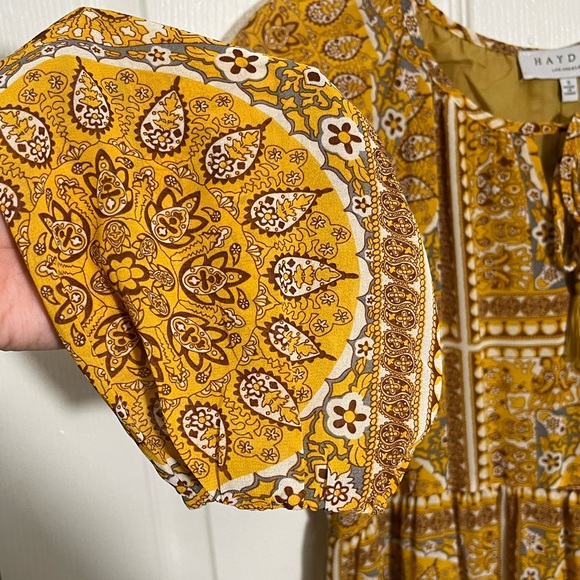 NWOT HAYDEN LA Mustard Quilted Mandala Print Woven Maxi Dress | size Small - Picture 10 of 15